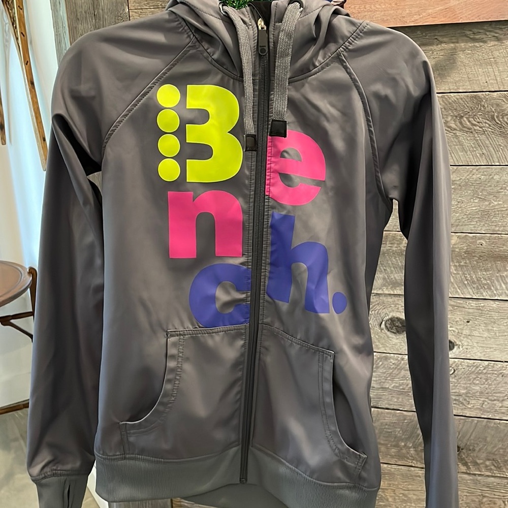 Bench jacket in size M